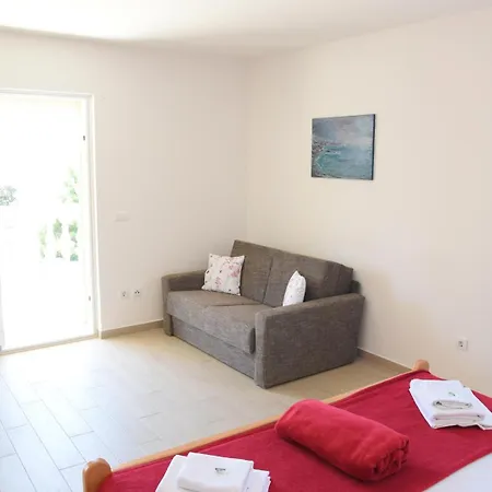 Luger 1. Stock Апартаменты Ражань