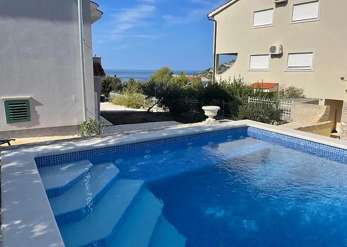 Luger 1. Stock Apartman