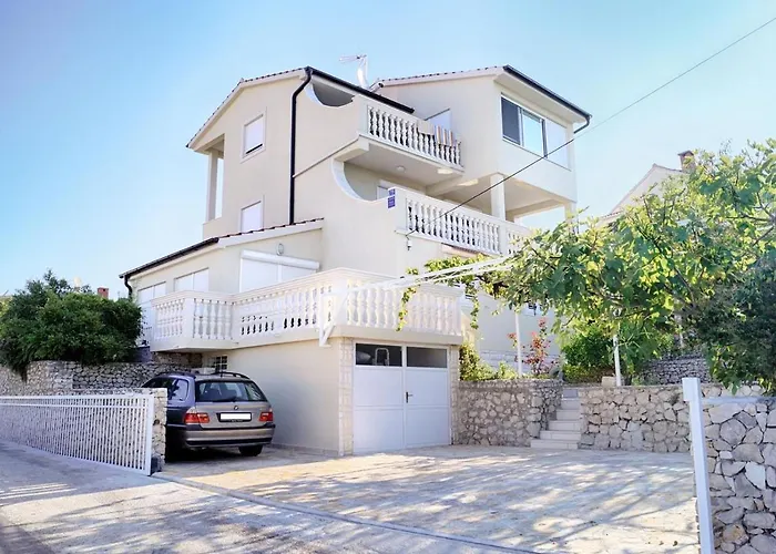 Apartman Luger 1. Stock Razanj