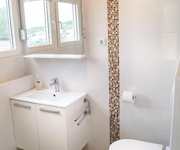 Apartman Luger 1. Stock Razanj